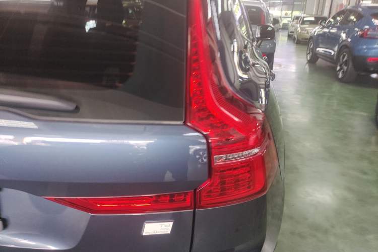 Used Volvo XC60 New Energy 2024 T8 Plug-in Hybrid Long-Range All-Wheel Drive Smart Luxury Edition Exterior 6