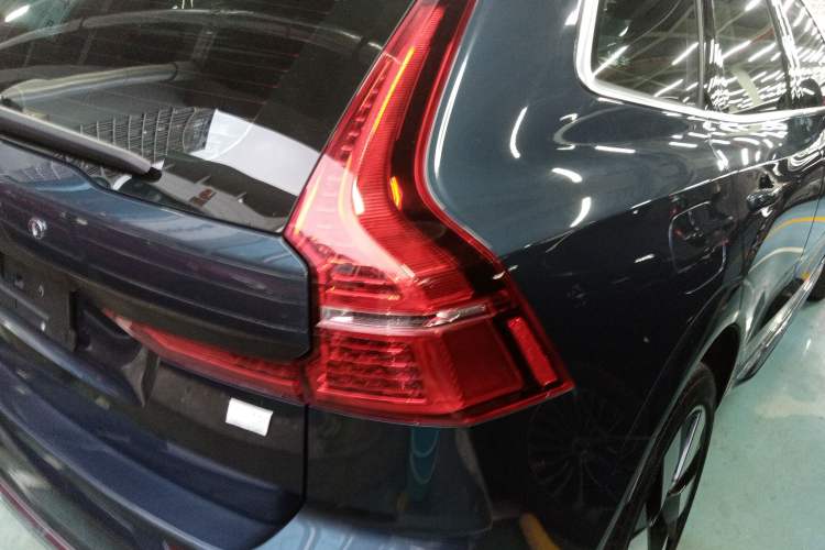 Used Volvo XC60 New Energy 2024 T8 Plug-in Hybrid Long-Range All-Wheel Drive Smart Luxury Edition Exterior 6
