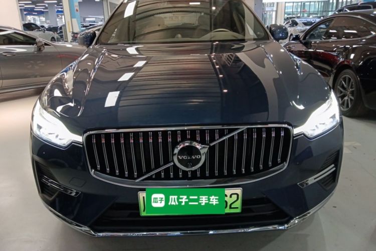 Used Volvo XC60 New Energy 2024 T8 Plug-in Hybrid Long-Range All-Wheel Drive Smart Luxury Edition Front