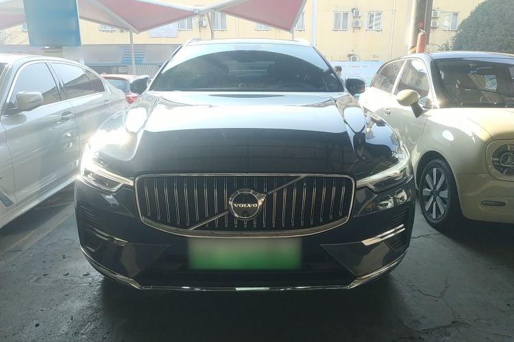 Used Volvo XC60 New Energy 2024 T8 Plug-in Hybrid Long-Range All-Wheel Drive Smart Luxury Edition Front