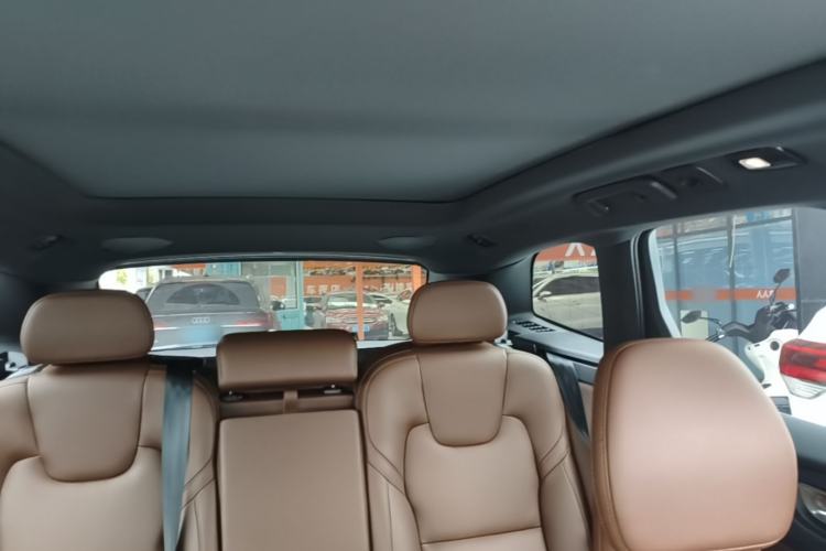 Used Volvo XC60 New Energy 2024 T8 Plug-in Hybrid Long-Range All-Wheel Drive Smart Luxury Edition Headliner