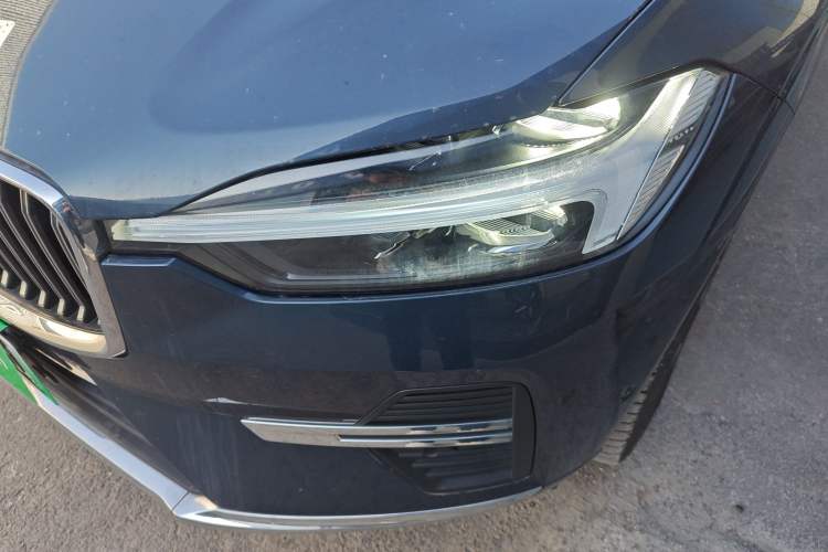 Used Volvo XC60 New Energy 2024 T8 Plug-in Hybrid Long-Range All-Wheel Drive Smart Luxury Edition Left Front Headlight