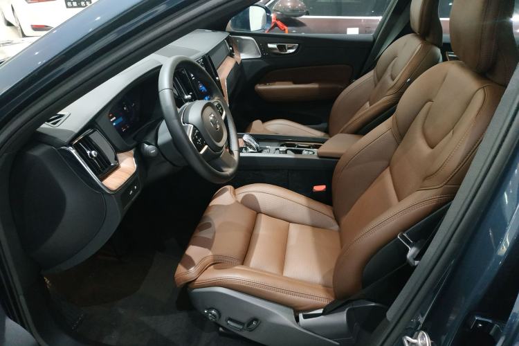 Used Volvo XC60 New Energy 2024 T8 Plug-in Hybrid Long-Range All-Wheel Drive Smart Luxury Edition Left Front Seat