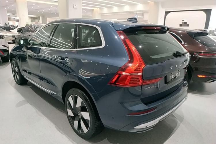 Used Volvo XC60 New Energy 2024 T8 Plug-in Hybrid Long-Range All-Wheel Drive Smart Luxury Edition Rear Left 45 Deg