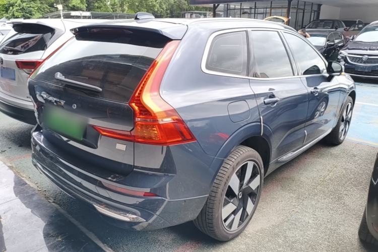 Used Volvo XC60 New Energy 2024 T8 Plug-in Hybrid Long-Range All-Wheel Drive Smart Luxury Edition Rear Right 45 Deg