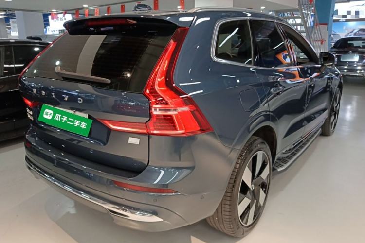 Used Volvo XC60 New Energy 2024 T8 Plug-in Hybrid Long-Range All-Wheel Drive Smart Luxury Edition Rear Right 45 Deg