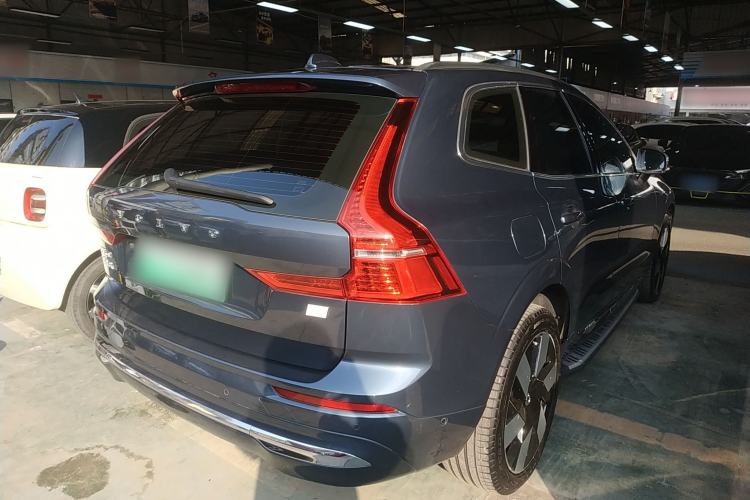 Used Volvo XC60 New Energy 2024 T8 Plug-in Hybrid Long-Range All-Wheel Drive Smart Luxury Edition Rear Right 45 Deg