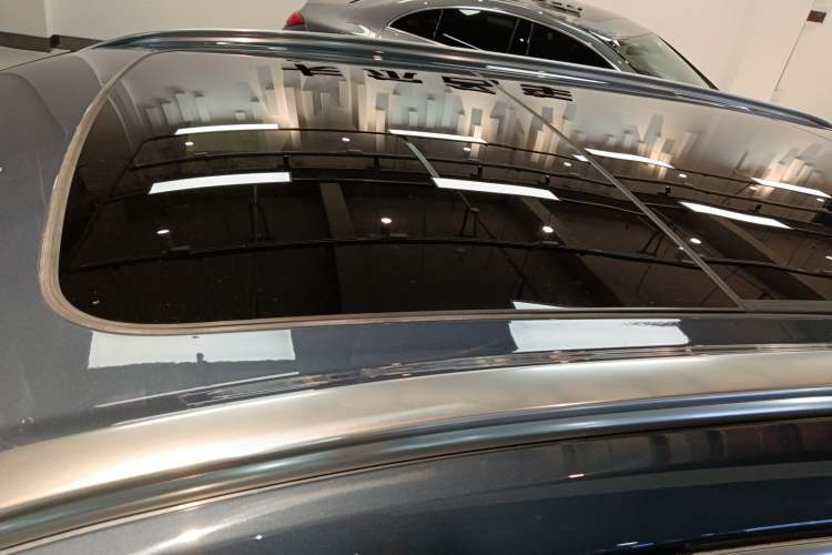 Used Volvo XC60 New Energy 2024 T8 Plug-in Hybrid Long-Range All-Wheel Drive Smart Luxury Edition Roof