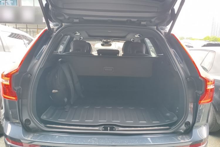 Used Volvo XC60 New Energy 2024 T8 Plug-in Hybrid Long-Range All-Wheel Drive Smart Luxury Edition Trunk