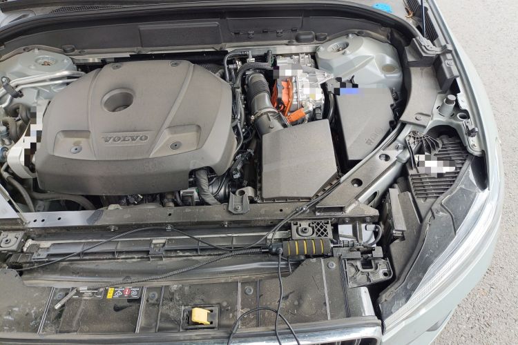 Used Volvo XC60 New Energy 2024 T8 Plug-in Hybrid Long-Range All-Wheel Drive Smart Luxury Edition Engine Bay Left