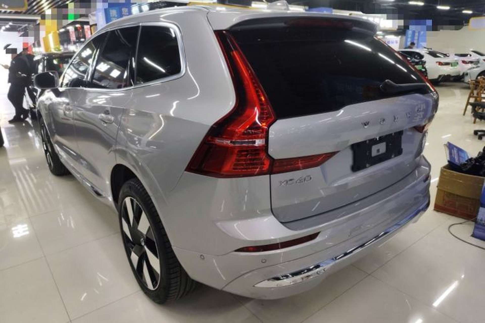 Used Volvo XC60 New Energy 2024 T8 Plug-in Hybrid Long-Range All-Wheel Drive Smart Luxury Edition Exterior 2