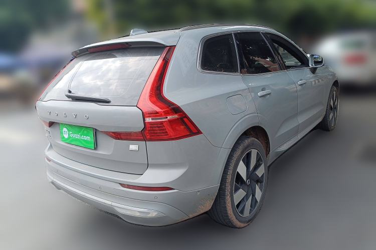 Used Volvo XC60 New Energy 2024 T8 Plug-in Hybrid Long-Range All-Wheel Drive Smart Luxury Edition Rear Right 45 Deg