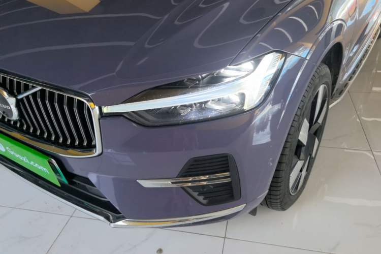 Used Volvo XC60 New Energy 2024 T8 Plug-in Hybrid Long-Range All-Wheel Drive Smart Luxury Edition Left Front Headlight