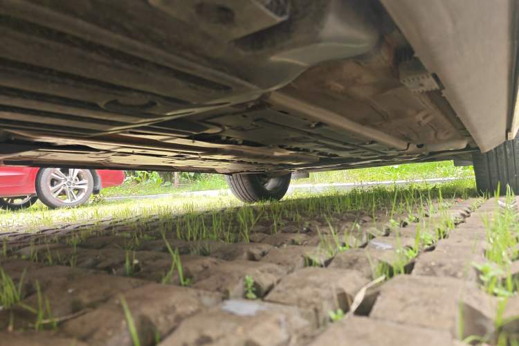 Used Volvo XC60 New Energy 2024 T8 Plug-in Hybrid Long-Range All-Wheel Drive Smart Luxury Edition Chassis Rear Right