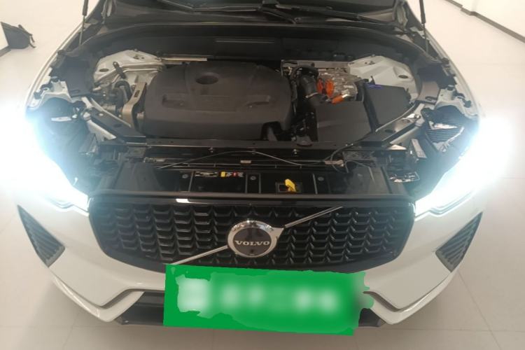 Used Volvo XC60 New Energy 2024 T8 Plug-in Hybrid Long-Range All-Wheel Drive Smart & Sporty Edition Engine Bay