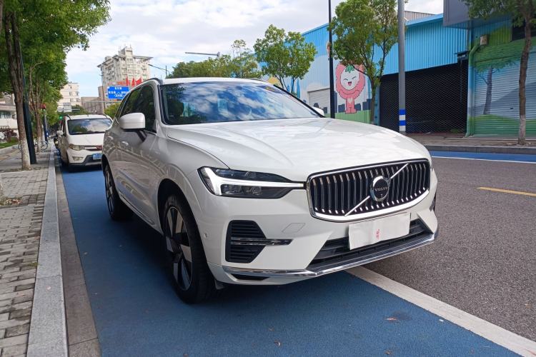 Used Volvo XC60 New Energy 2024 T8 Plug-in Hybrid Long-Range All-Wheel Drive Smart Luxury Edition Exterior 2