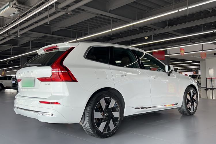 Used Volvo XC60 New Energy 2024 T8 Plug-in Hybrid Long-Range All-Wheel Drive Smart Luxury Edition Exterior 3