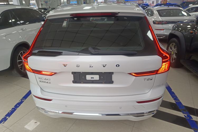 Used Volvo XC60 New Energy 2024 T8 Plug-in Hybrid Long-Range All-Wheel Drive Smart Luxury Edition Exterior 4