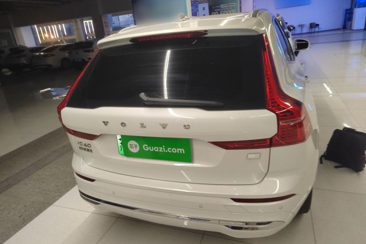 Used Volvo XC60 New Energy 2024 T8 Plug-in Hybrid Long-Range All-Wheel Drive Smart Luxury Edition Exterior 4