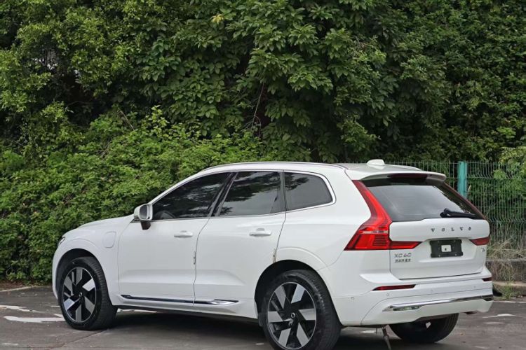 Used Volvo XC60 New Energy 2024 T8 Plug-in Hybrid Long-Range All-Wheel Drive Smart Luxury Edition Exterior 6