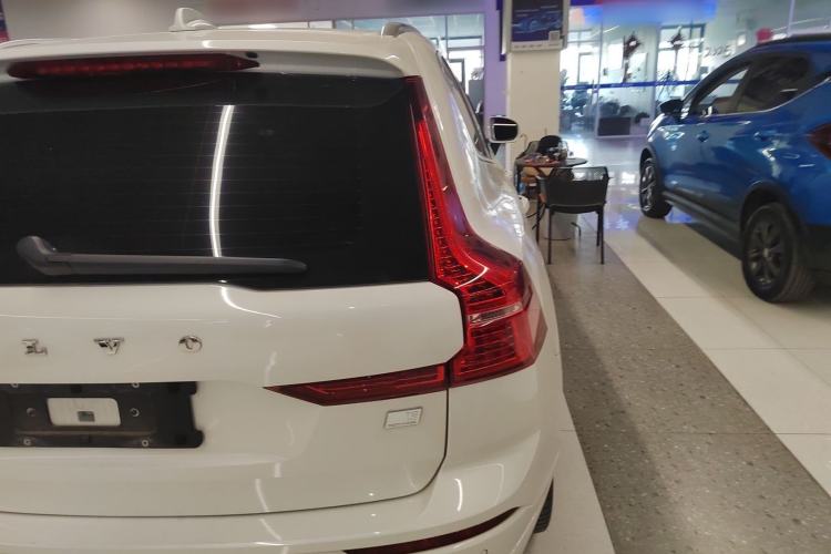 Used Volvo XC60 New Energy 2024 T8 Plug-in Hybrid Long-Range All-Wheel Drive Smart Luxury Edition Exterior 6
