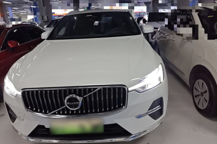 Used Volvo XC60 New Energy 2024 T8 Plug-in Hybrid Long-Range All-Wheel Drive Smart Luxury Edition Front