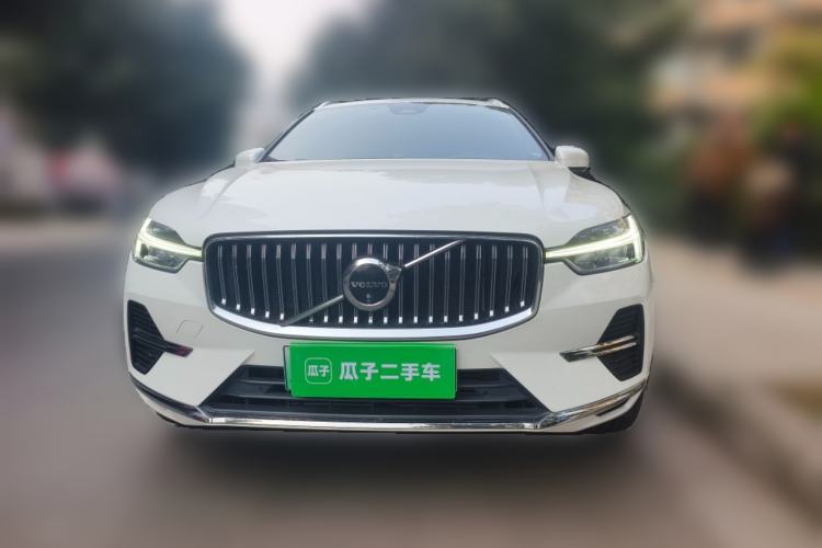 Used Volvo XC60 New Energy 2024 T8 Plug-in Hybrid Long-Range All-Wheel Drive Smart Luxury Edition Front