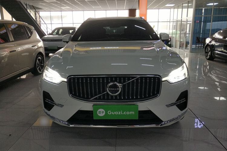 Used Volvo XC60 New Energy 2024 T8 Plug-in Hybrid Long-Range All-Wheel Drive Smart Luxury Edition Front