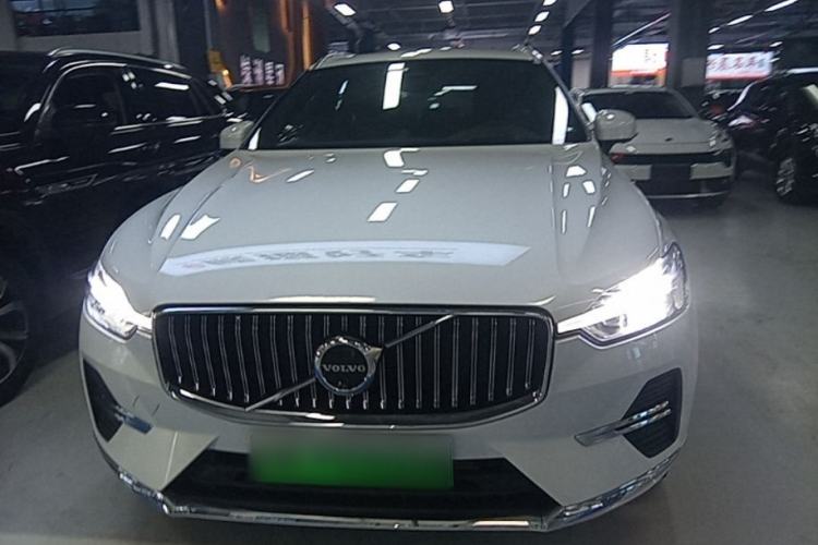 Used Volvo XC60 New Energy 2024 T8 Plug-in Hybrid Long-Range All-Wheel Drive Smart Luxury Edition Front