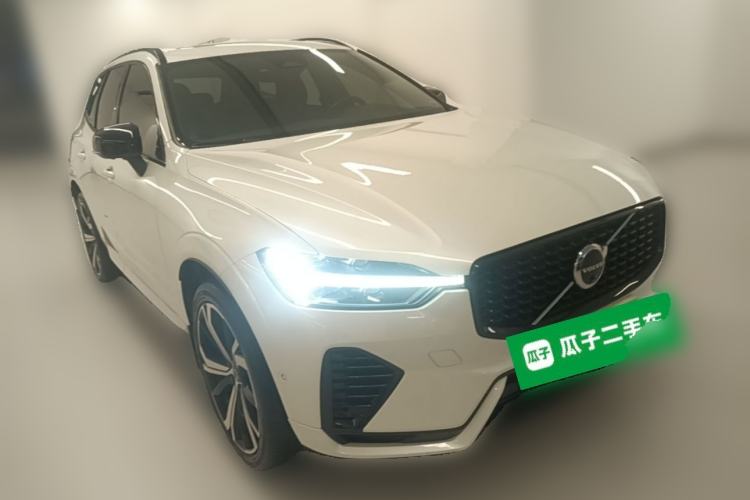 Used Volvo XC60 New Energy 2024 T8 Plug-in Hybrid Long-Range All-Wheel Drive Smart & Sporty Edition Front Right 45 Deg