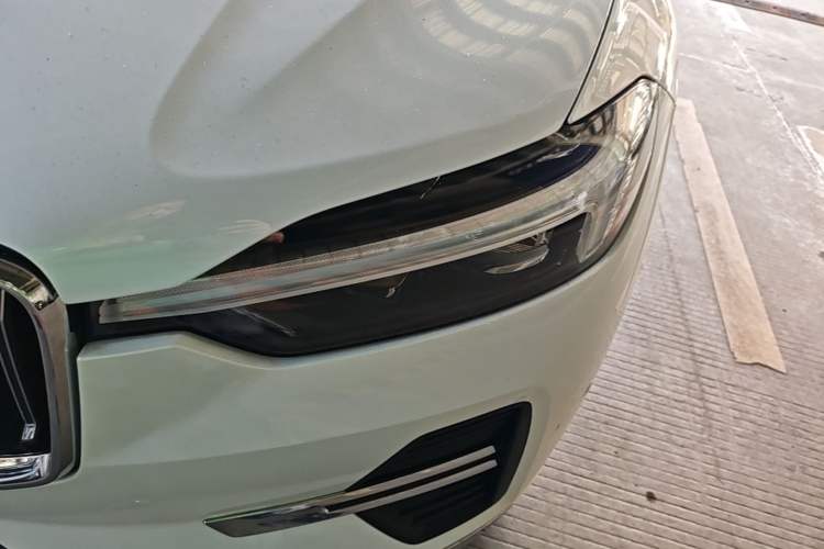 Used Volvo XC60 New Energy 2024 T8 Plug-in Hybrid Long-Range All-Wheel Drive Smart Luxury Edition Left Front Headlight