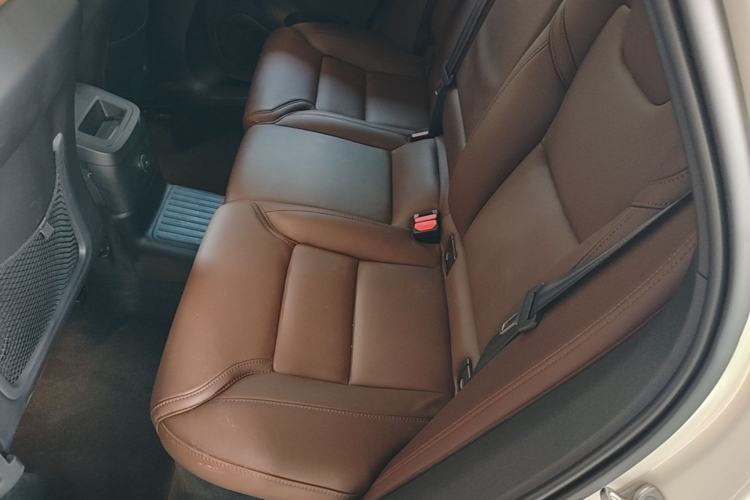 Used Volvo XC60 New Energy 2024 T8 Plug-in Hybrid Long-Range All-Wheel Drive Smart Luxury Edition Left Rear Seat