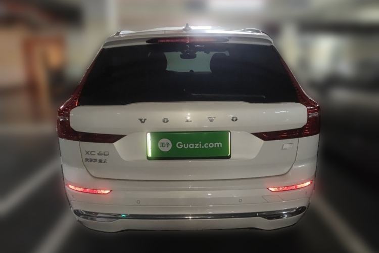 Used Volvo XC60 New Energy 2024 T8 Plug-in Hybrid Long-Range All-Wheel Drive Smart Luxury Edition Rear