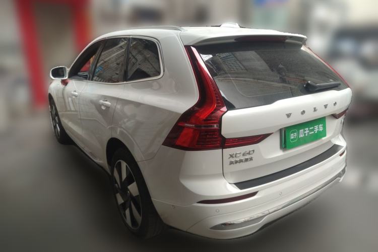 Used Volvo XC60 New Energy 2024 T8 Plug-in Hybrid Long-Range All-Wheel Drive Smart Luxury Edition Rear Left 45 Deg