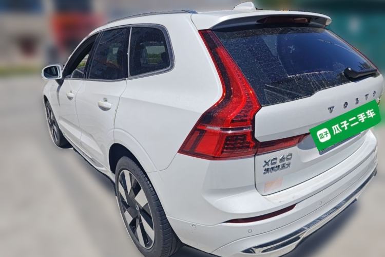 Used Volvo XC60 New Energy 2024 T8 Plug-in Hybrid Long-Range All-Wheel Drive Smart Luxury Edition Rear Left 45 Deg