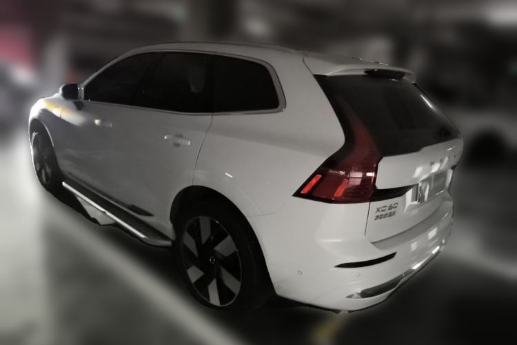 Used Volvo XC60 New Energy 2024 T8 Plug-in Hybrid Long-Range All-Wheel Drive Smart Luxury Edition Rear Left 45 Deg