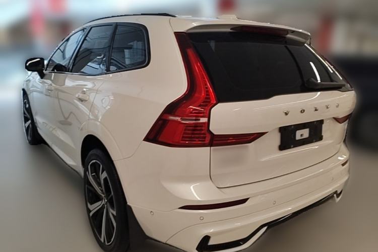 Used Volvo XC60 New Energy 2024 T8 Plug-in Hybrid Long-Range All-Wheel Drive Smart & Sporty Edition Rear Left 45 Deg