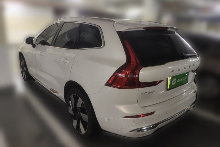Used Volvo XC60 New Energy 2024 T8 Plug-in Hybrid Long-Range All-Wheel Drive Smart Luxury Edition Rear Left 45 Deg