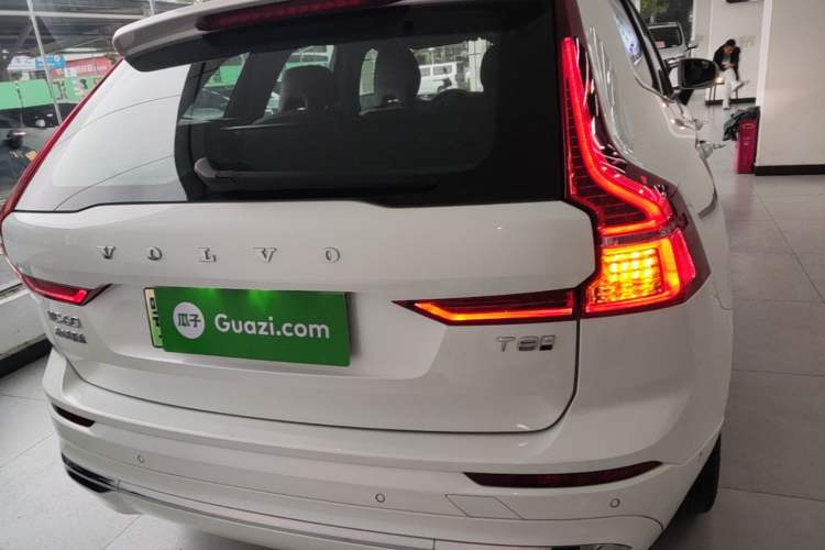 Used Volvo XC60 New Energy 2024 T8 Plug-in Hybrid Long-Range All-Wheel Drive Smart Luxury Edition Rear