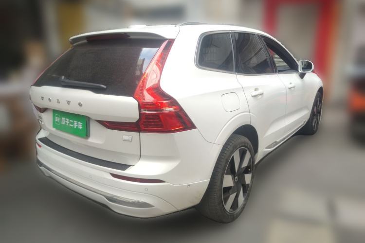 Used Volvo XC60 New Energy 2024 T8 Plug-in Hybrid Long-Range All-Wheel Drive Smart Luxury Edition Rear Right 45 Deg