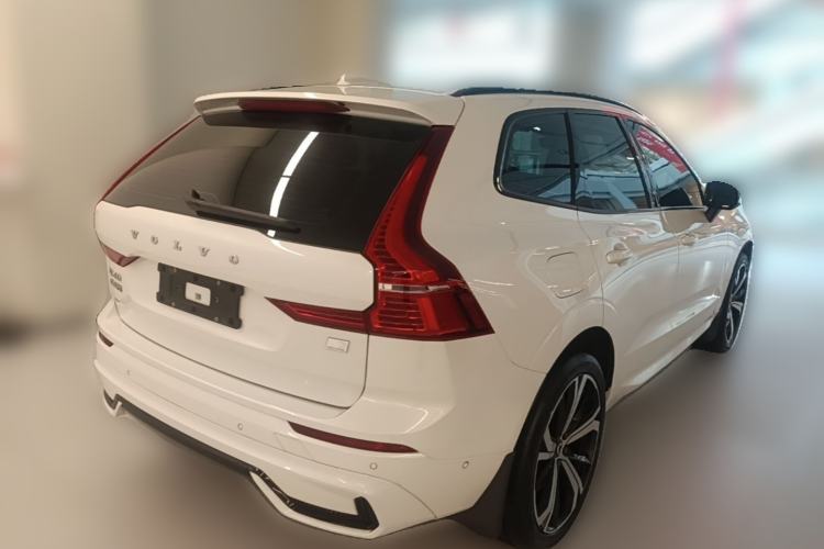 Used Volvo XC60 New Energy 2024 T8 Plug-in Hybrid Long-Range All-Wheel Drive Smart & Sporty Edition Rear Right 45 Deg
