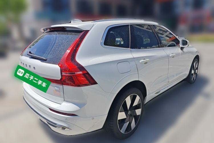 Used Volvo XC60 New Energy 2024 T8 Plug-in Hybrid Long-Range All-Wheel Drive Smart Luxury Edition Rear Right 45 Deg