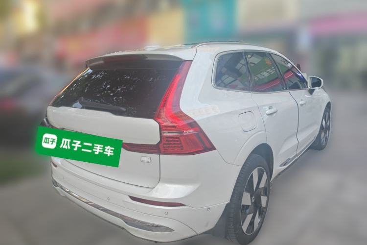 Used Volvo XC60 New Energy 2024 T8 Plug-in Hybrid Long-Range All-Wheel Drive Smart Luxury Edition Rear Right 45 Deg