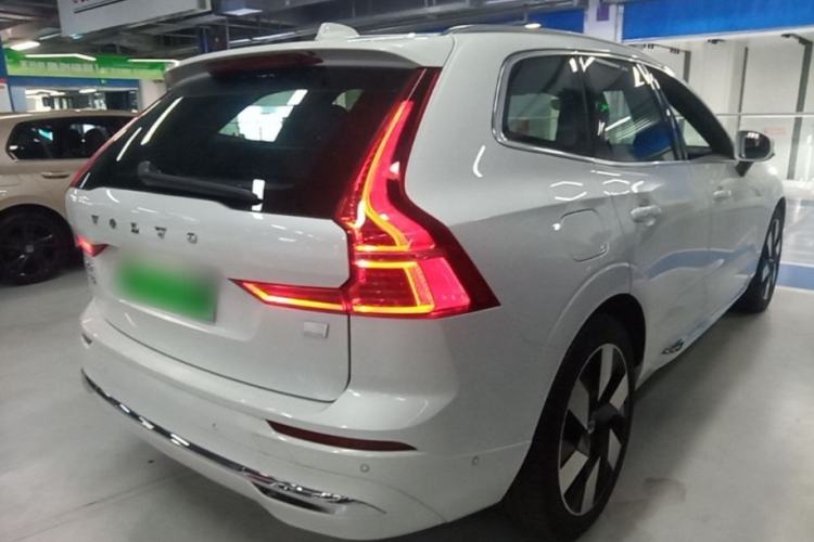 Used Volvo XC60 New Energy 2024 T8 Plug-in Hybrid Long-Range All-Wheel Drive Smart Luxury Edition Rear Right 45 Deg