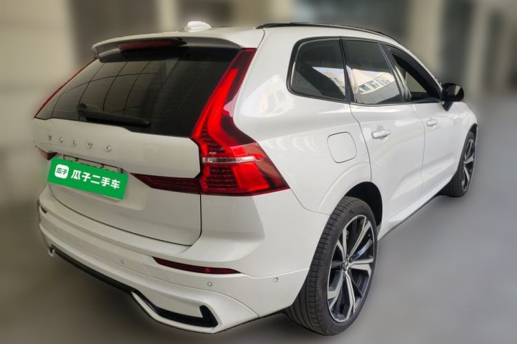Used Volvo XC60 New Energy 2024 T8 Plug-in Hybrid Long-Range All-Wheel Drive Smart & Sporty Edition Rear Right 45 Deg