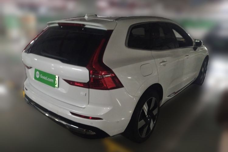 Used Volvo XC60 New Energy 2024 T8 Plug-in Hybrid Long-Range All-Wheel Drive Smart Luxury Edition Rear Right 45 Deg