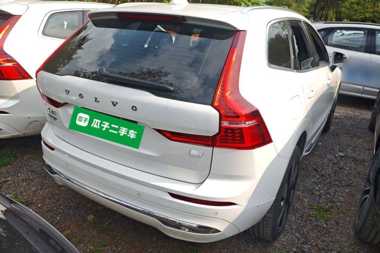 Used Volvo XC60 New Energy 2024 T8 Plug-in Hybrid Long-Range All-Wheel Drive Smart Luxury Edition Rear Right 45 Deg