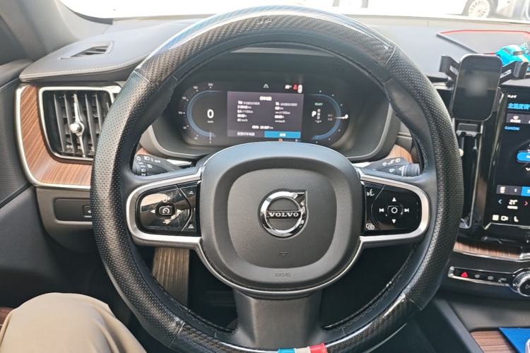 Used Volvo XC60 New Energy 2024 T8 Plug-in Hybrid Long-Range All-Wheel Drive Smart Luxury Edition Steering Wheel
