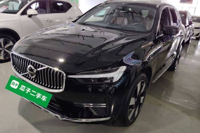 Ojetý Volvo XC60 New Energy 2025 Plug-in Hybrid Long-Range All-Wheel Drive Smart Luxury Edition