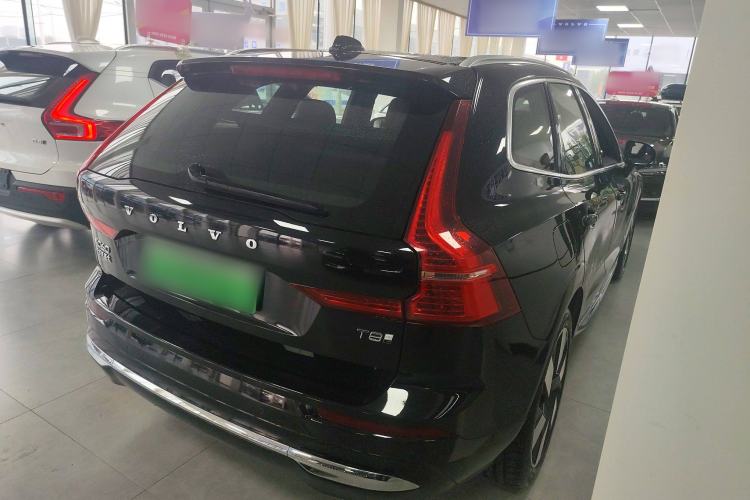 Used Volvo XC60 New Energy 2025 Plug-in Hybrid Long-Range All-Wheel Drive Smart Luxury Edition Exterior 3
